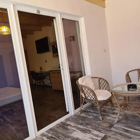 Tomis * קוסטינסטי