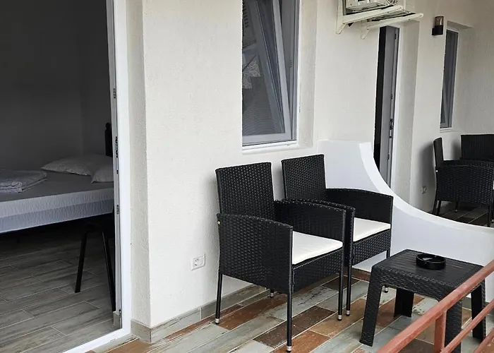 Quarto em Acomodações Particulares Tomis *