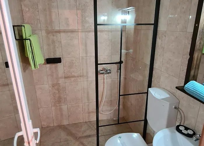 Quarto em Acomodações Particulares Tomis *