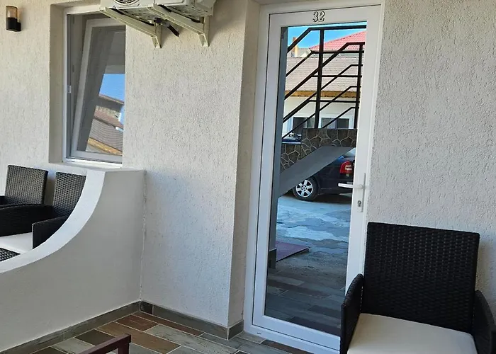 Tomis Quarto em Acomodações Particulares Costinesti